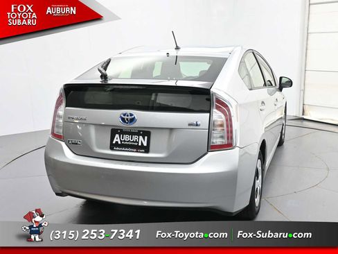 Used 2012 Toyota Prius Two FWD image 4