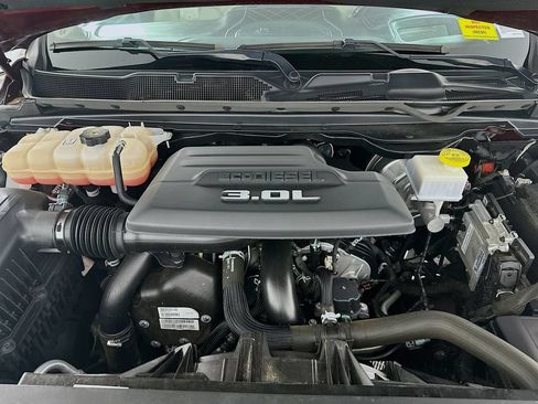 Used 2022 RAM 1500 Limited AWD/4WD image 32