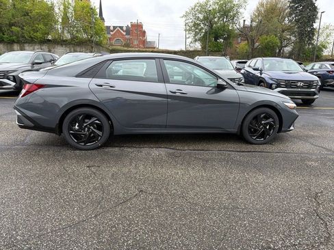 New 2026 Hyundai Elantra Sport FWD image 8