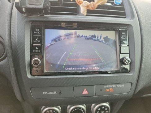 Used 2022 Mitsubishi Outlander Sport ES AWD/4WD image 6