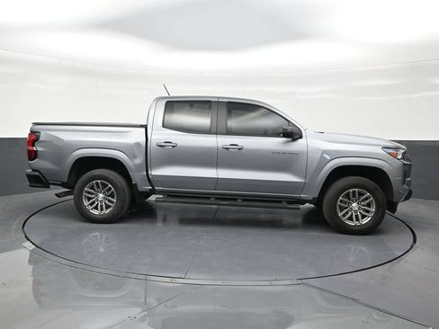 Used 2023 Chevrolet Colorado LT w/ LT Convenience Package RWD image 6