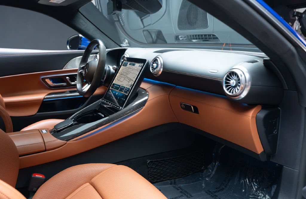 Used 2024 Mercedes-Benz AMG GT 63 image 40
