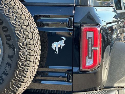 New 2025 Ford Bronco Badlands w/ Sasquatch Package image 32