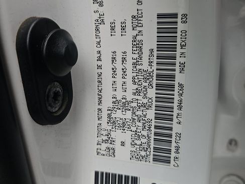 Used 2017 Toyota Tacoma SR5 image 20