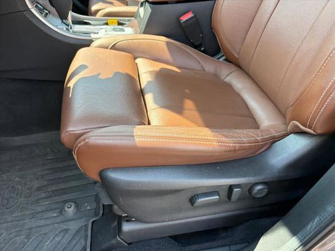 Used 2022 Subaru Ascent Touring w/ Popular Package #2A image 23