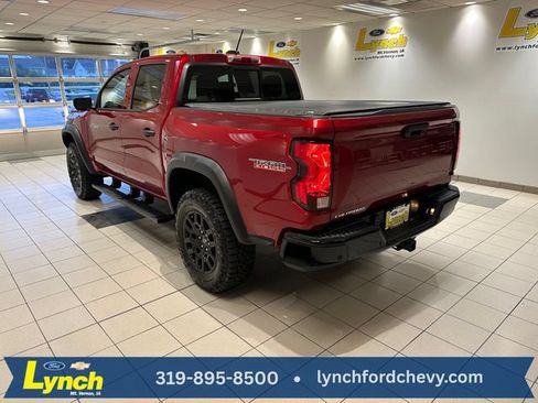 Used 2025 Chevrolet Colorado Trail Boss AWD/4WD image 18