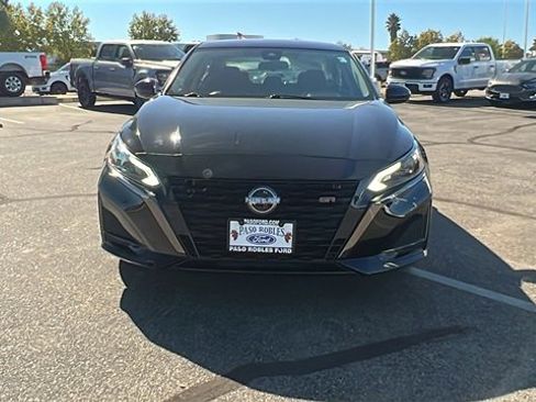 Used 2023 Nissan Altima 2.5 SR image 8