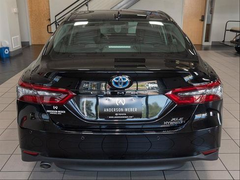Used 2022 Toyota Camry XLE w/ Navigation Upgrade Package FWD image 20