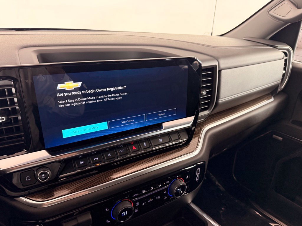 New 2026 Chevrolet Silverado 1500 RST w/ Redline Edition AWD/4WD image 40