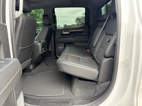 Used 2023 GMC Sierra 1500 Denali AWD/4WD image 16