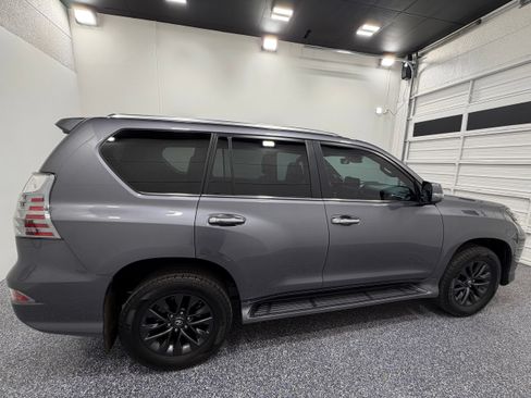 Used 2023 Lexus GX 460 Premium w/ Premium Package AWD/4WD image 7