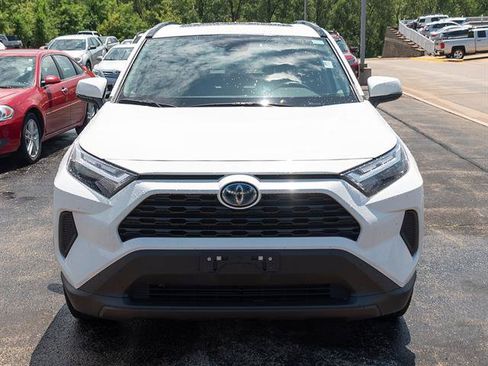 Used 2023 Toyota RAV4 XLE w/ Convenience Package AWD/4WD image 3