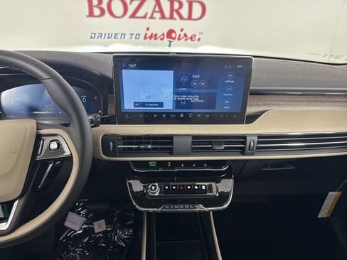 New 2025 Lincoln Corsair Grand Touring w/ Equipment Group 301A image 11