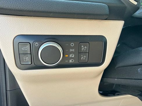 Used 2022 Ford Escape SE w/ Convenience Package AWD/4WD image 18