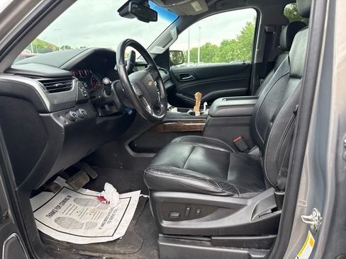 Used 2019 Chevrolet Tahoe LT AWD/4WD image 15