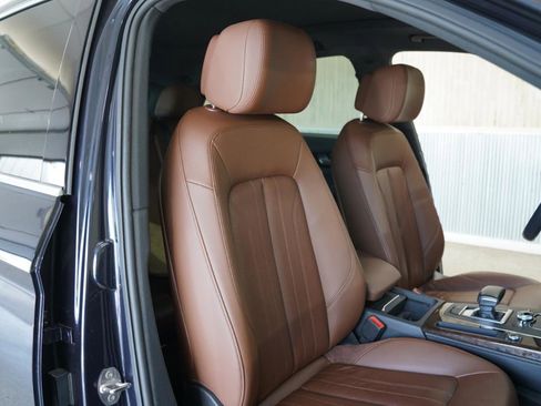 Used 2019 Audi Q5 2.0T Premium Plus AWD/4WD image 31