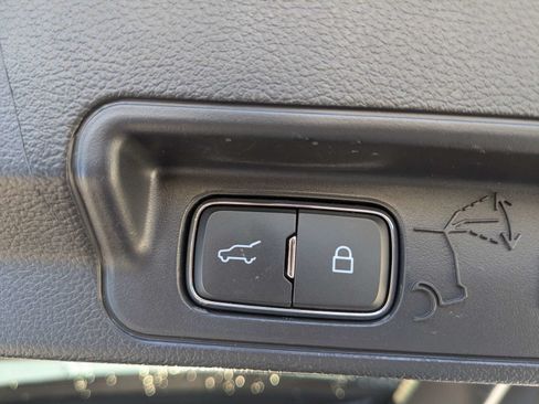 Used 2025 Ford Explorer ST-Line w/ Premium Package AWD/4WD image 14