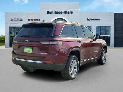 New 2026 Jeep Grand Cherokee Laredo image 4