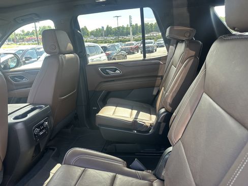 Used 2021 Chevrolet Tahoe High Country AWD/4WD image 17