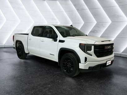 Used 2023 GMC Sierra 1500 Elevation