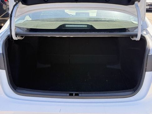 Used 2024 Toyota Corolla LE FWD image 29