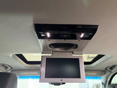 Used 2019 Chevrolet Tahoe Premier image 21