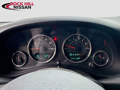 Used 2017 Jeep Wrangler Unlimited Sahara image 9