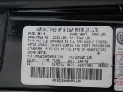 Used 2017 Nissan 370Z Coupe image 21