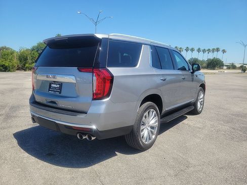 Used 2023 GMC Yukon Denali AWD/4WD image 6