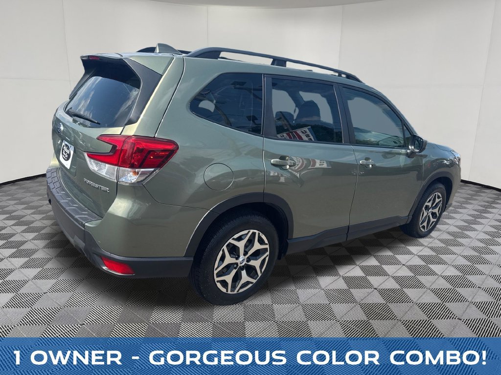 Used 2020 Subaru Forester Premium AWD/4WD image 6
