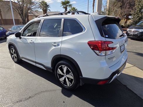 Used 2019 Subaru Forester Touring image 6