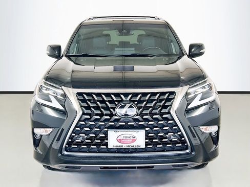 Used 2023 Lexus GX 460 Premium w/ Premium Package AWD/4WD image 2