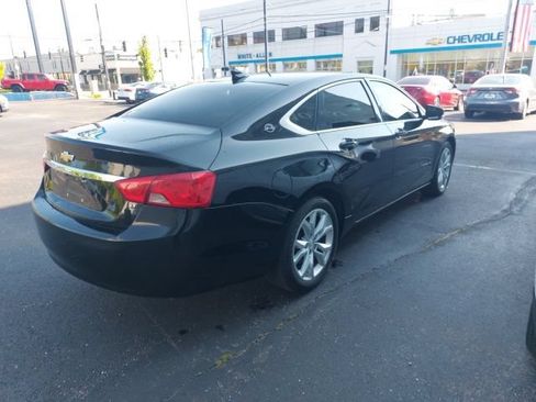 Used 2017 Chevrolet Impala LT FWD image 2
