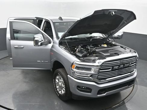 Used 2024 RAM 2500 Laramie AWD/4WD image 61