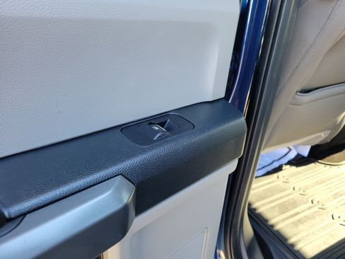 Used 2018 Ford F150 XLT w/ Equipment Group 302A Luxury image 13