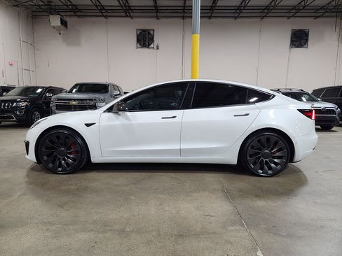 Used 2022 Tesla Model 3 Performance image 7