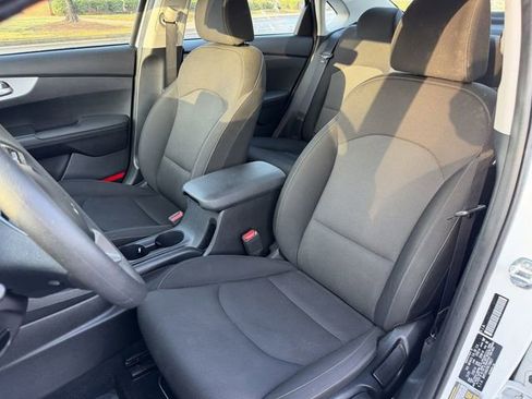 Certified 2024 Kia Forte LXS w/ LXS Technology Package image 11