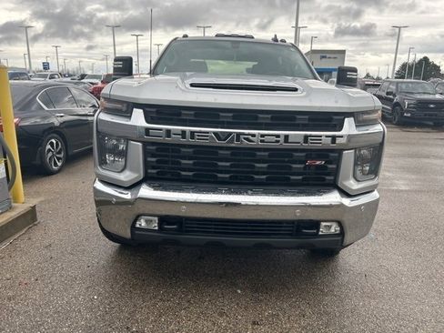 Used 2021 Chevrolet Silverado 2500 LT w/ All Star Edition image 2