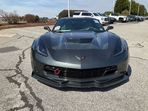 Used 2018 Chevrolet Corvette Z06 image 2