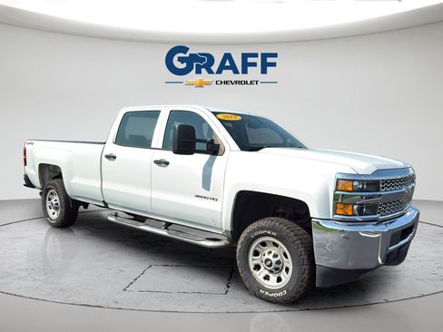 Used 2019 Chevrolet Silverado 3500 W/T AWD/4WD image 10