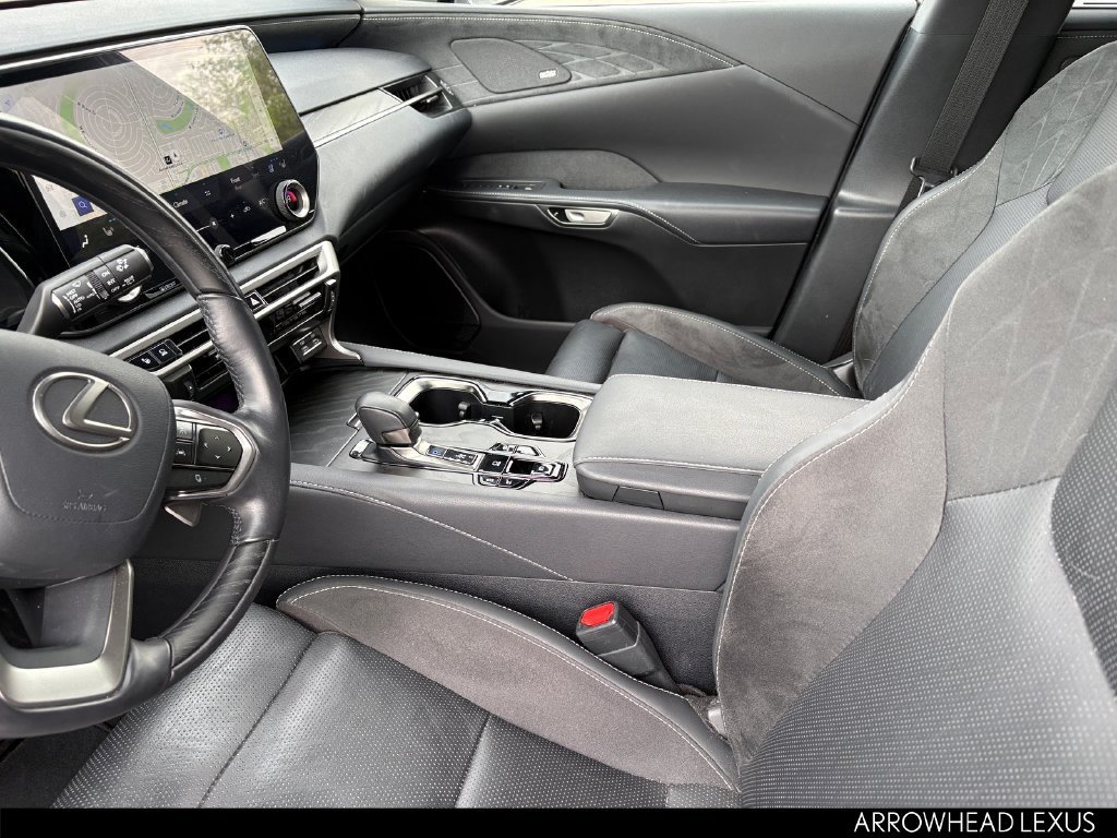 Used 2026 Lexus RX 450h AWD w/ Convenience Package image 16