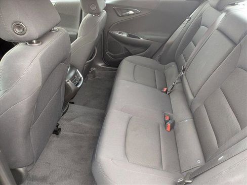 Used 2023 Chevrolet Malibu LT FWD image 16