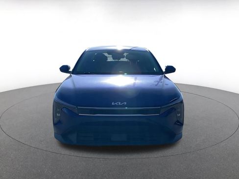 Used 2025 Kia K4 LXS image 4