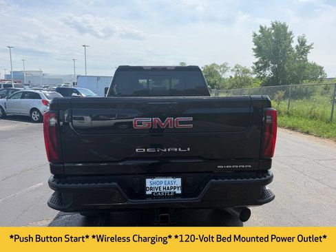 Used 2024 GMC Sierra 3500 Denali w/ Denali Reserve Package AWD/4WD image 9