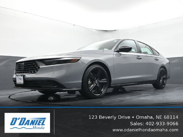 Used 2024 Honda Accord Sport image 9