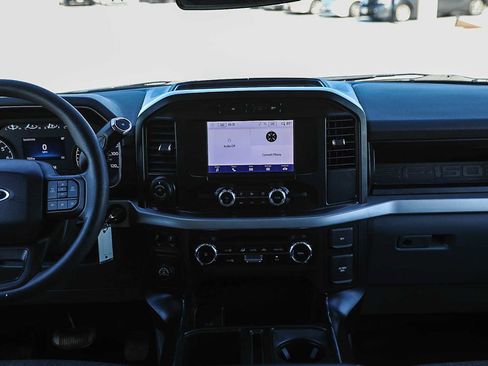 Used 2022 Ford F150 XL w/ Trailer Tow Package image 13