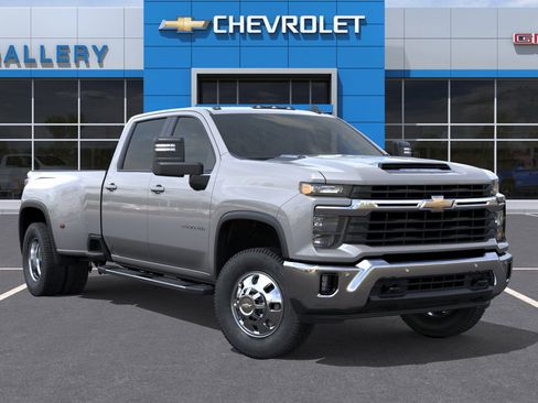 New 2026 Chevrolet Silverado 3500 LT image 8