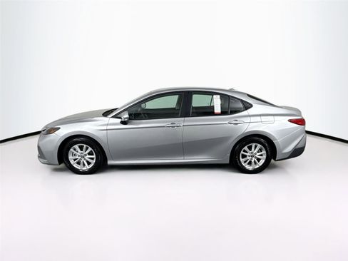 Certified 2025 Toyota Camry LE image 13