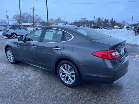 Used 2011 INFINITI M37 x w/ Premium Pkg image 3