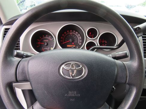 Used 2013 Toyota Tundra 4x4 Double Cab Long Bed w/ Convenience Pkg image 20